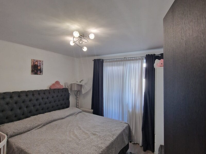 Baba Novac, Campia Libertatii, 5 minute parc IOR, 10 minute metrou Muncii